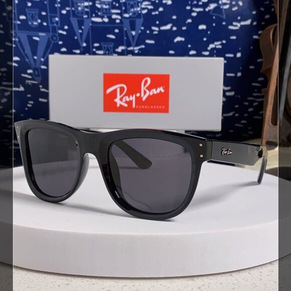 Ray-Ban Black Pilot Sunglasses - G-15 Dark Lenses Like New!